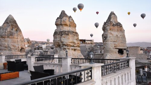 Stone House Cave Hotel