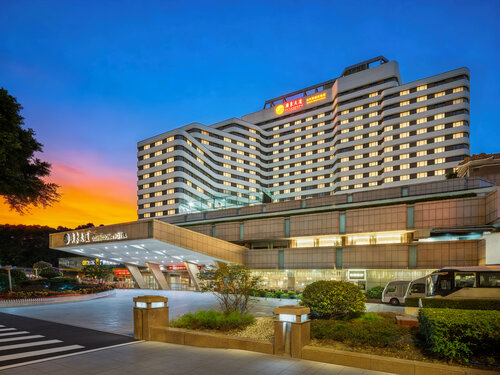 Guangdong Hotel (Sheng Fu)