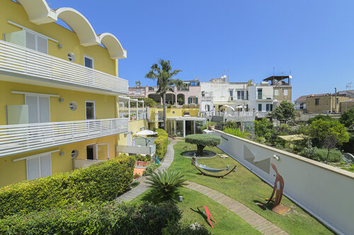 Marina 10 Boutique & Design Hotel