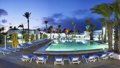 Hari Club beach resort