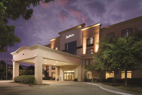 Radisson Hotel Dallas North-Addison
