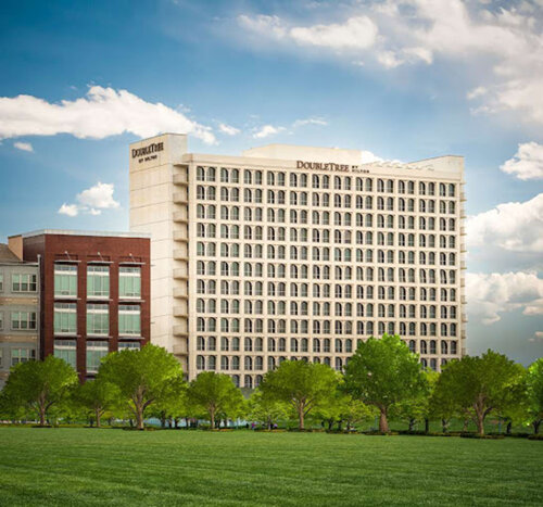 DoubleTree by Hilton Dallas - Market Cente