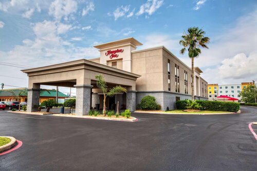 Hampton Inn Houston-Baytown