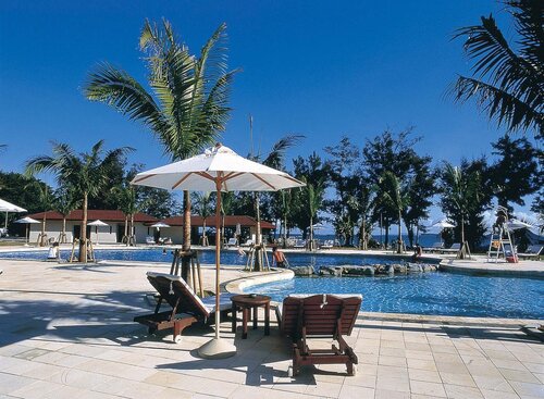 Kanucha Bay Hotel and Villas