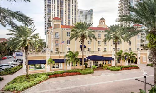 Hampton Inn & Suites St. Petersburg - Downtown