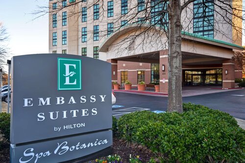 Embassy Suites Hot Springs - Hotel & Spa