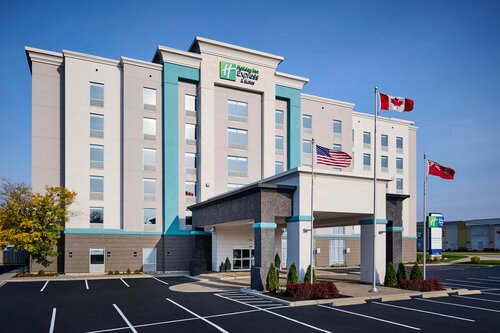 Holiday Inn Express & Suites Kitchener Southeast
