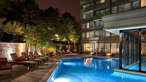 Doubletree By Hilton Atlanta Windy Hill Ballpark