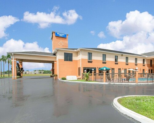 Rodeway Inn Wesley Chapel