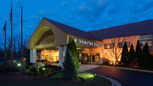 DoubleTree Suites by Hilton Cincinnati - Blue Ash