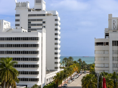 Uma House by Yurbban South Beach