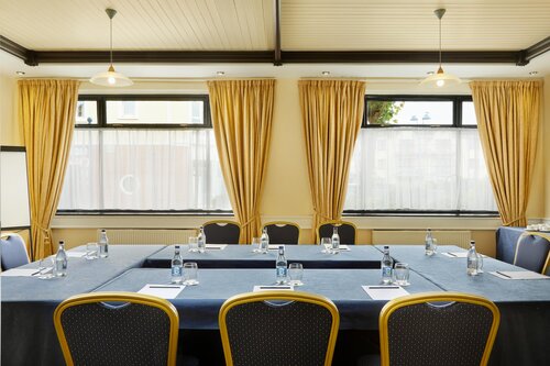 Waterford Marina Hotel