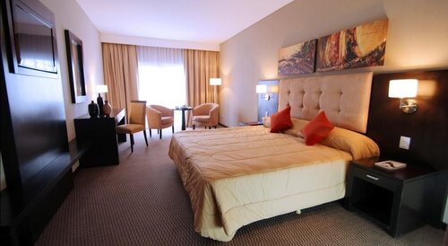 Howard Johnson By Wyndham Ezeiza Convention Center