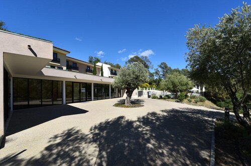 Mercure Brignoles Golf de Barbaroux & Spa