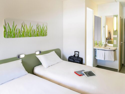 ibis budget Dommartin les Cuiseaux