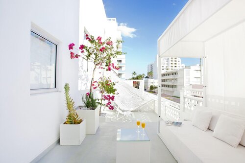 Blanc Kara- Adults Only