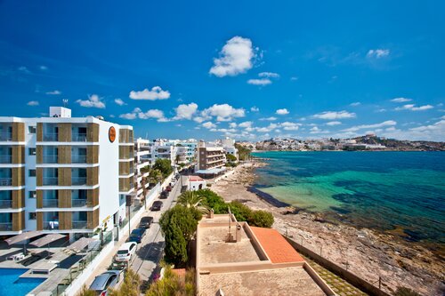 Ryans Ibiza Apartments (Adults Only)
