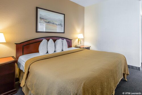 Beachfront Inn and Suites at Dana Point