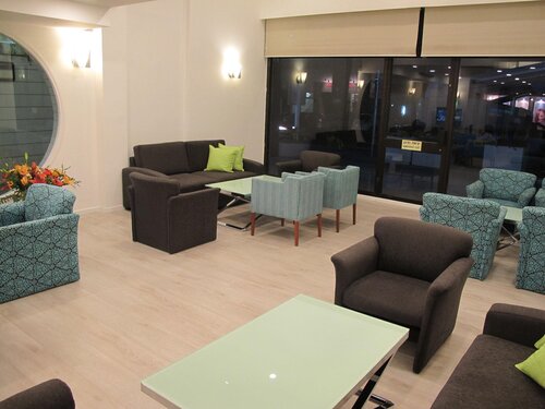 Best Western Regency Suites