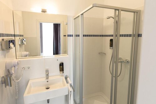 Empress Boutique Hotel