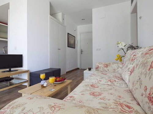 Inside Barcelona Apartments Sants