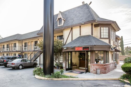 Motel 6 Fresno - Belmont Ave