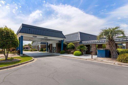Days Inn By Wyndham Hinesville Near Fort Stewart
