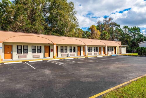 Econo Lodge Tampa