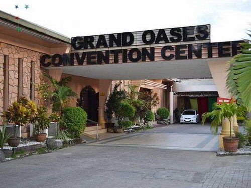 The Ritz Hotel at Garden Oases