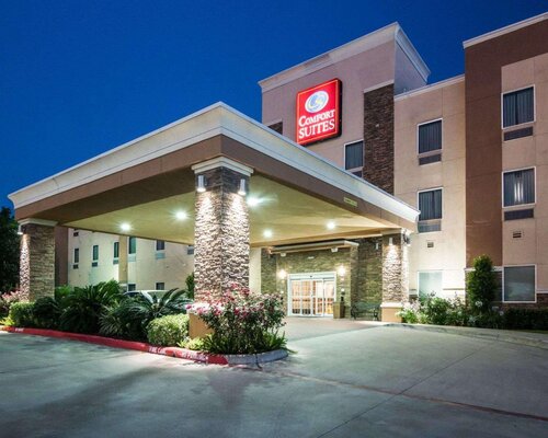 Comfort Suites At Katy Mills