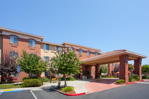 Holiday Inn Express & Suites Davis - University Ar