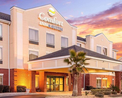 Comfort Inn & Suites Statesboro - University Area