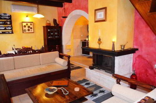 Samonas, Traditional Villas