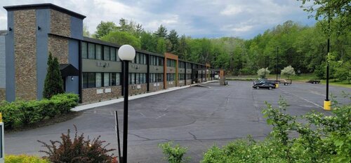 Wingate by Wyndham Lake George