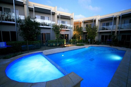 One Four Nelson Suites