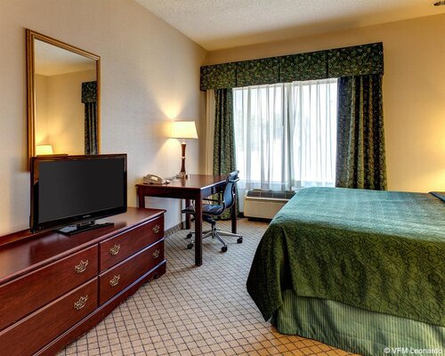 Quality Inn & Suites - Granbury