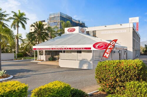 Rockhampton Riverside Central Hotel