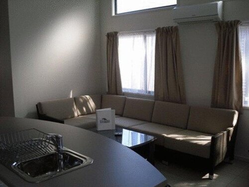 The Lorikeet Tourist Park