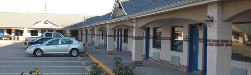 The Executive Inn & Suites