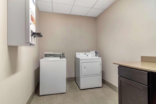 Comfort Inn Suites Calhoun