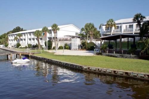The Suites at Marina Bay