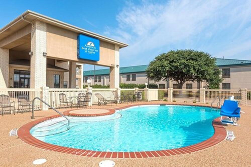 Americas Best Value Inn & Suites Ft. Worth S TX232