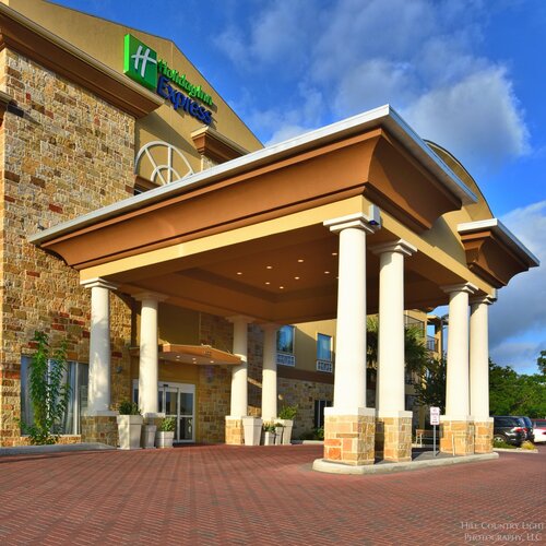 Holiday Inn Express Fredericksburg