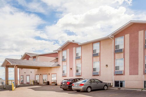 Super 8 by Wyndham Pincher Creek