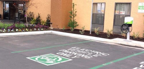 Best Western Plus Fresno Airport Hotel