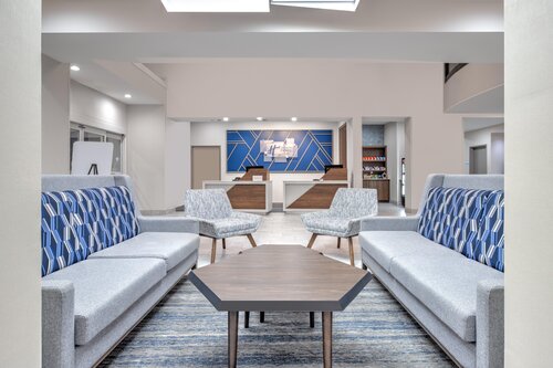 Holiday Inn Express Hotel & Suites Dallas West IHG