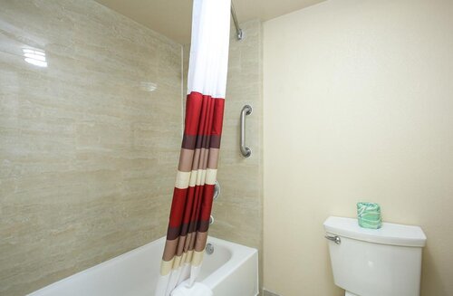 Red Roof Inn North Dallas - Park Central