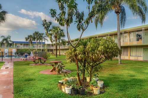 Red Roof Inn Vero Beach