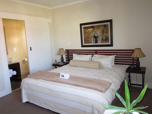 La Roche Guest House