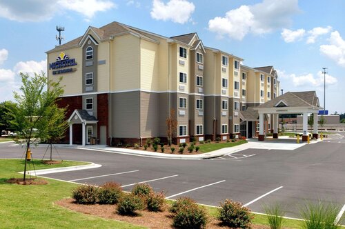 Microtel Inn & Suites By Wyndham Columbus/Near Fo